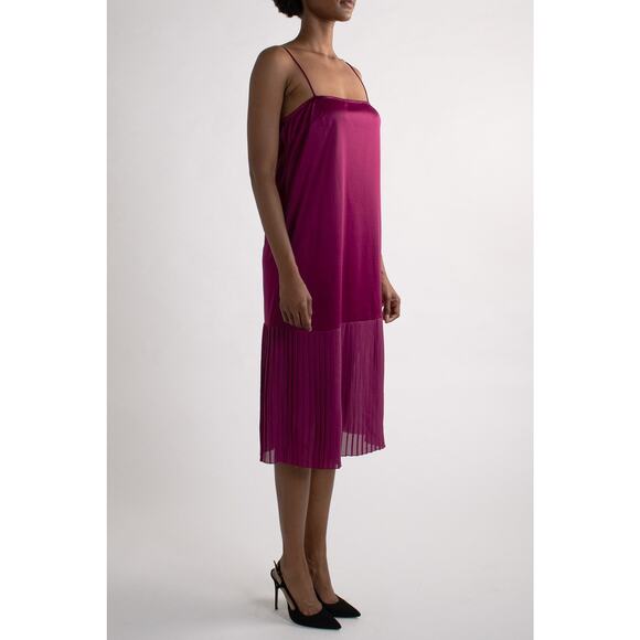 Vintage Purple Dress with Pleats - Picture 2 of 4